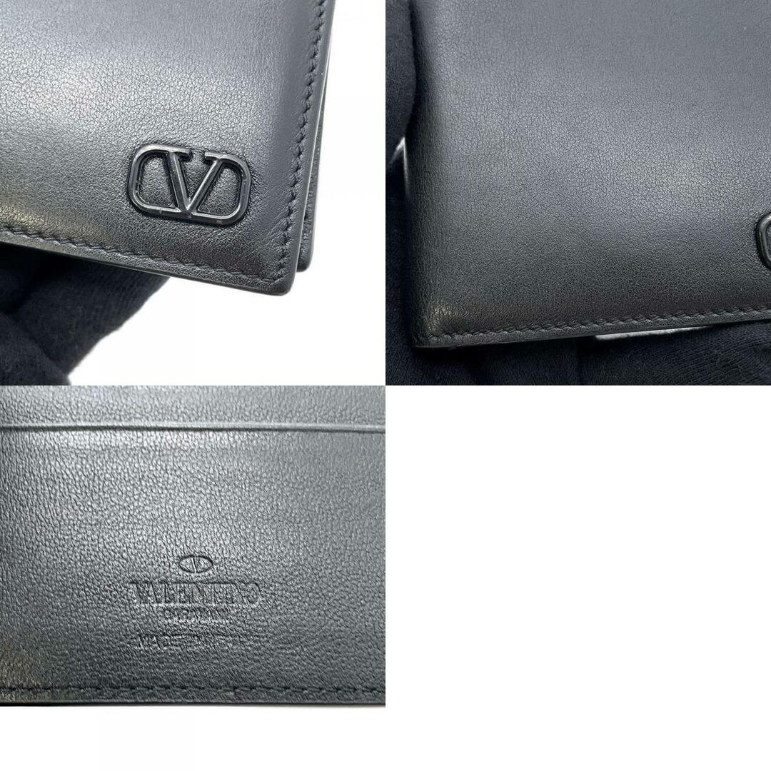valentino garavani(ヴァレンティノガラヴァーニ)のヴァレンティノ・ガラヴァーニ 二つ折り財布 Vロゴ シグネチャー ウォレット XY0P0445 黒 メンズのファッション小物(折り財布)の商品写真