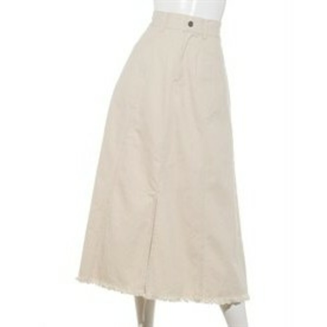 DOUBLE NAME(ダブルネーム)のダブルネーム裾フリンジ&スリット台形お洒落可愛いオフホワイトロングデニムスカート レディースのスカート(ロングスカート)の商品写真