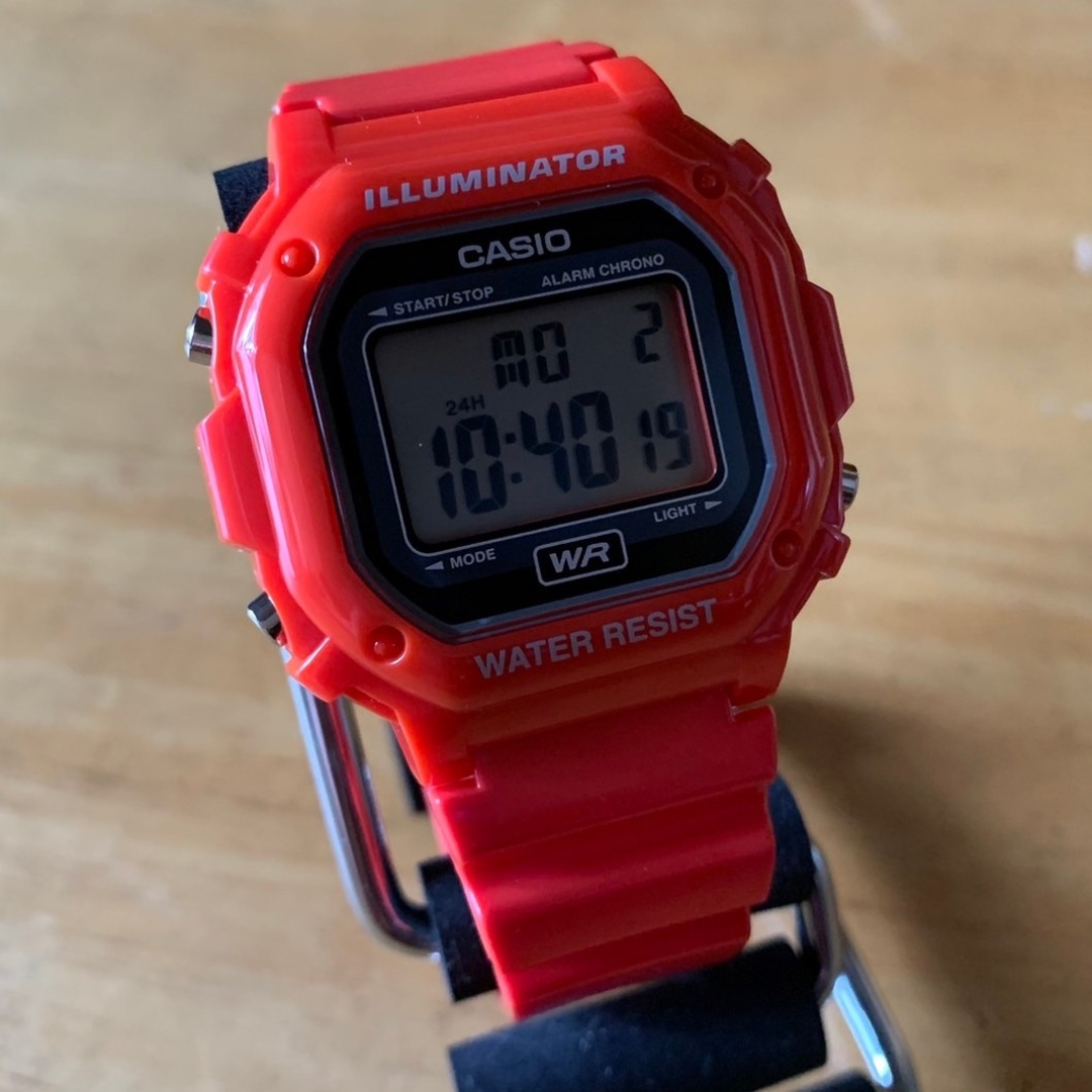 CASIO(カシオ)の【新品】カシオ CASIO メンズ 腕時計 F-108WHC-4A レッド メンズの時計(腕時計(アナログ))の商品写真