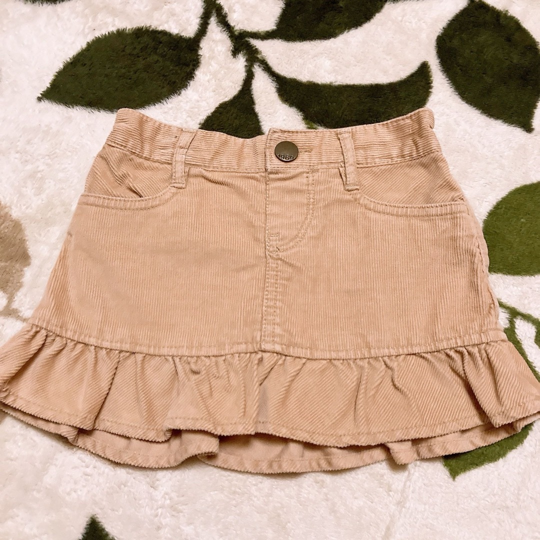 babyGAP(ベビーギャップ)のコーデュロイ　フリルスカート　9095 キッズ/ベビー/マタニティのキッズ服女の子用(90cm~)(スカート)の商品写真