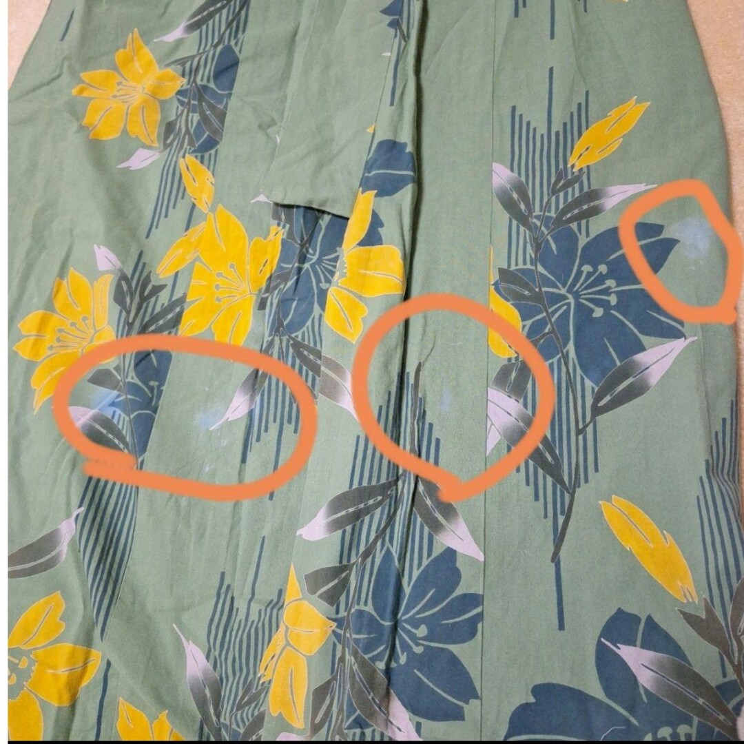 レディース　浴衣　緑　黄色花柄 レディースの水着/浴衣(浴衣)の商品写真