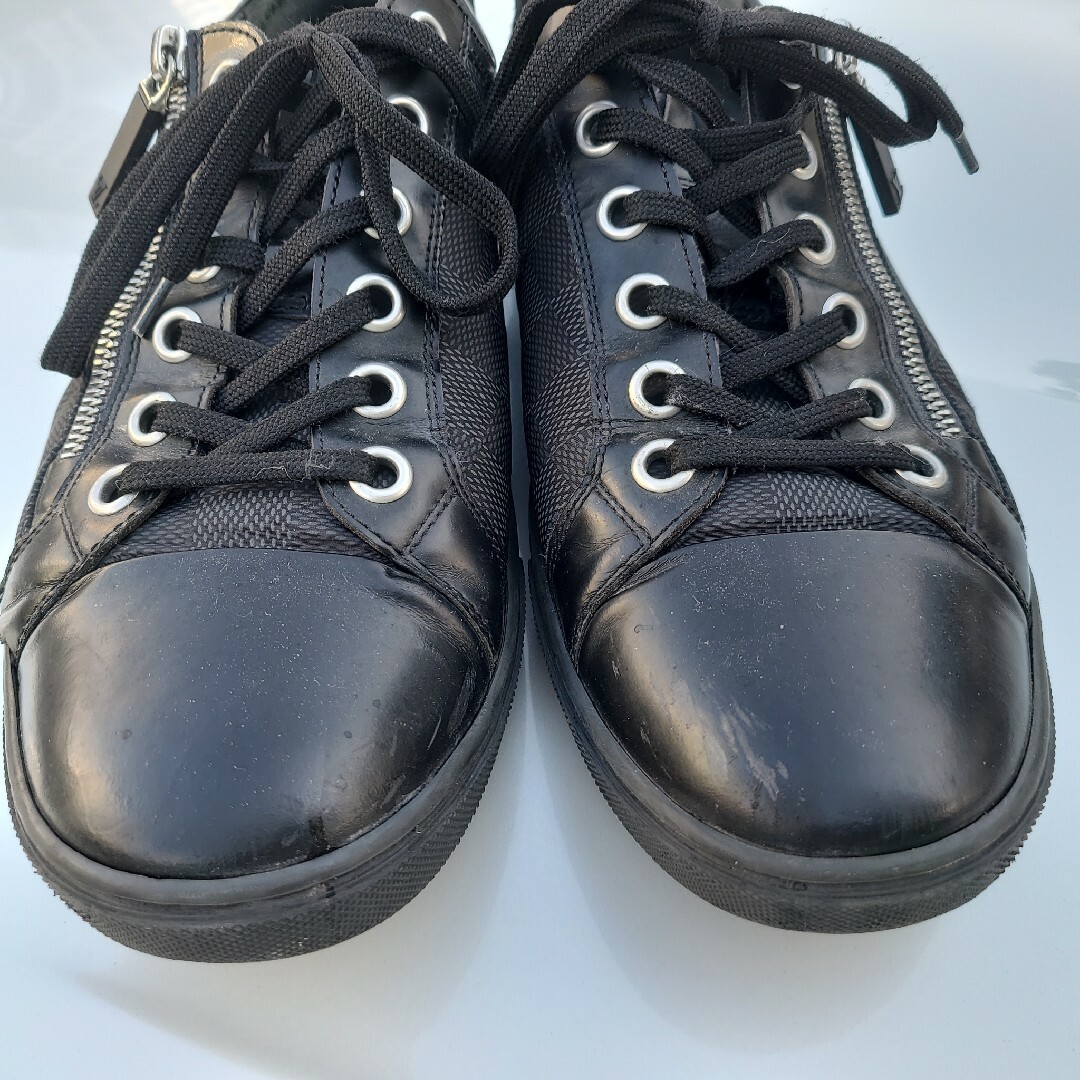 LOUIS VUITTON(ルイヴィトン)のルイ ヴィトン ローカット ダミエグラフィット スニーカー メンズ PVC メンズの靴/シューズ(スニーカー)の商品写真
