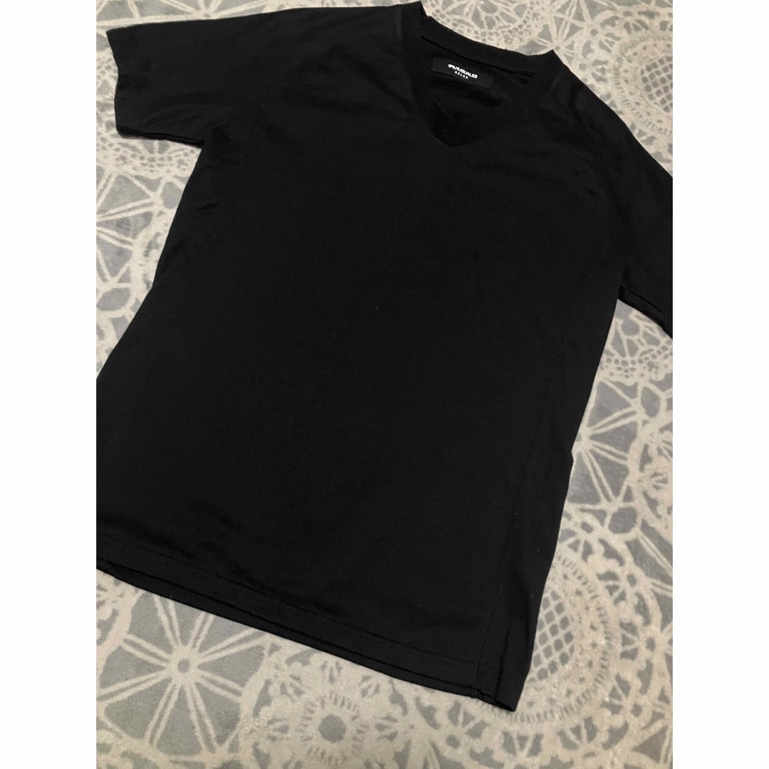 1piu1uguale3(ウノピゥウノウグァーレトレ)の1PIU1UGUALE3 RELAX 無地　ブラック　Ｖネック　Tシャツ　S メンズのトップス(Tシャツ/カットソー(半袖/袖なし))の商品写真