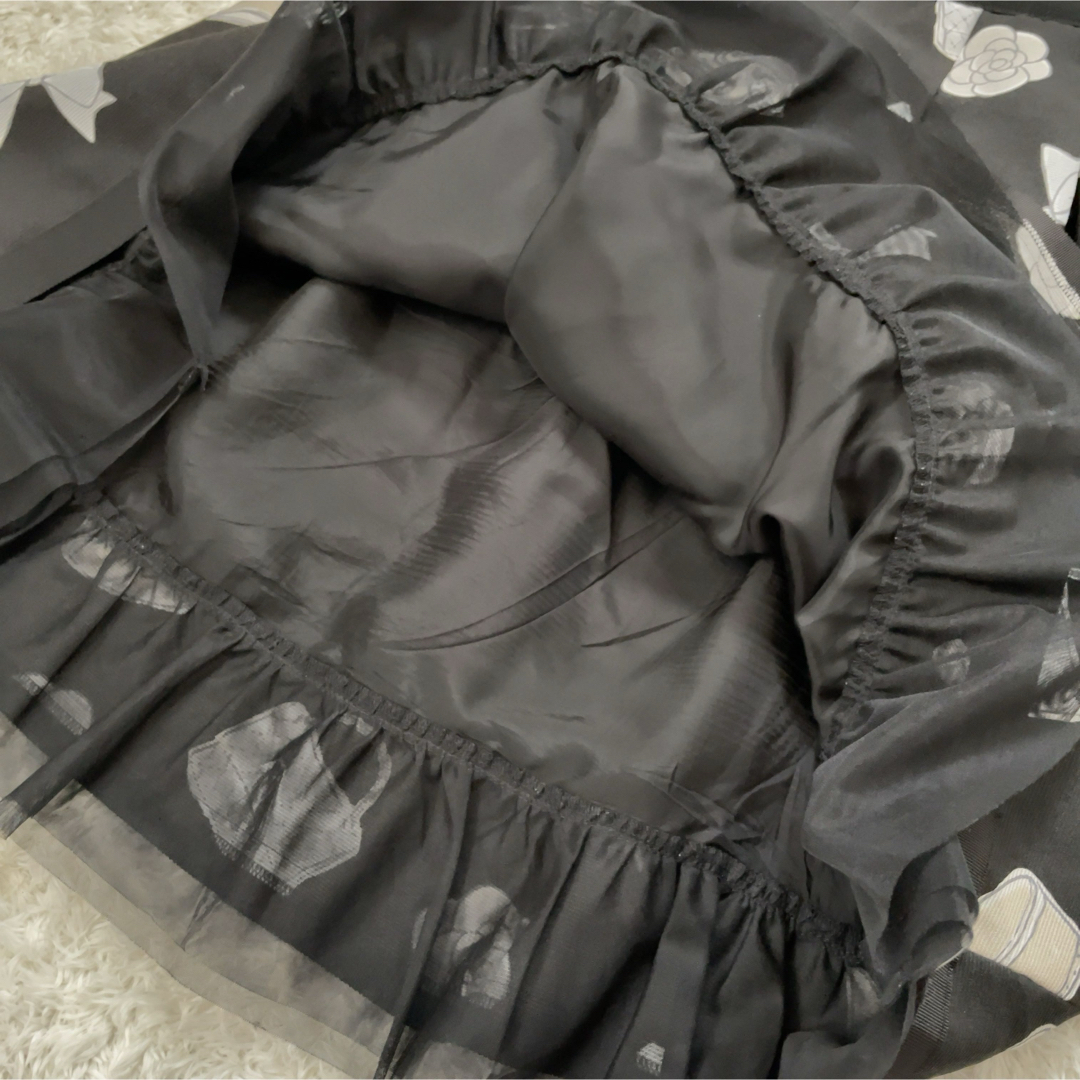 M'S GRACY(エムズグレイシー)のM's GRACYエムズグレイシー　カメリア香水　花　バッグ　チュール　スカート レディースのスカート(ひざ丈スカート)の商品写真