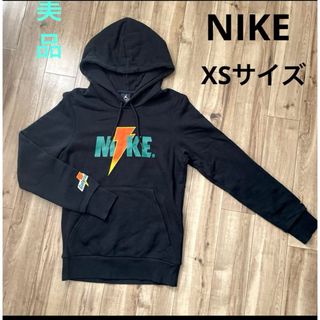 ナイキ(NIKE)の美品　NIKE パーカー(パーカー)