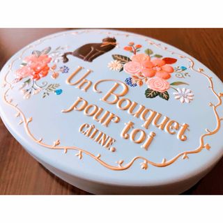 ◇モロゾフ　お菓子缶　UnBouquet pour toi CALINE/猫缶◇