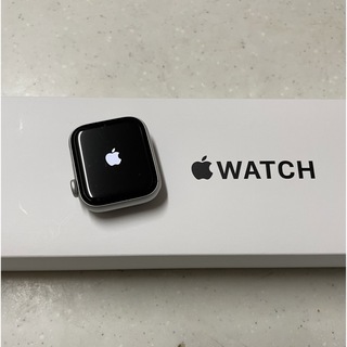 Apple Watch - Apple Watch SE 40㎜ GPS シルバーアルミニウム(第一世代)