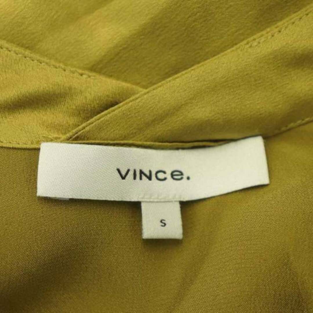 Vince(ビンス)のヴィンス サテン ブラウス 長袖 Vネック プルオーバー シルク S うぐいす色 レディースのトップス(シャツ/ブラウス(長袖/七分))の商品写真