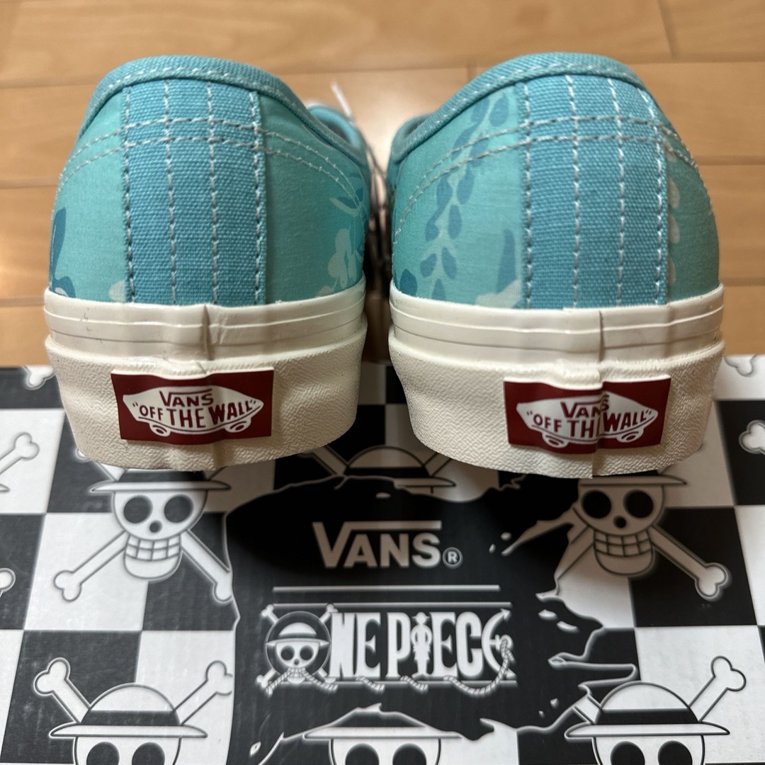 VANS(ヴァンズ)の新品　VANSバンズ  スニーカーオーセンティック44DX  ONE PIECE レディースの靴/シューズ(スニーカー)の商品写真