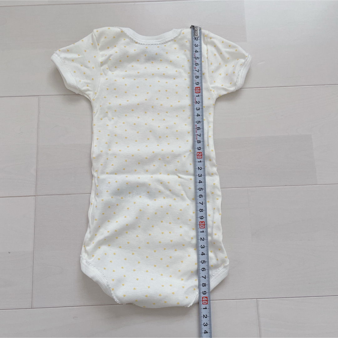 PETIT BATEAU(プチバトー)のプチバトー　半袖ボディ3枚組　12m キッズ/ベビー/マタニティのベビー服(~85cm)(ロンパース)の商品写真