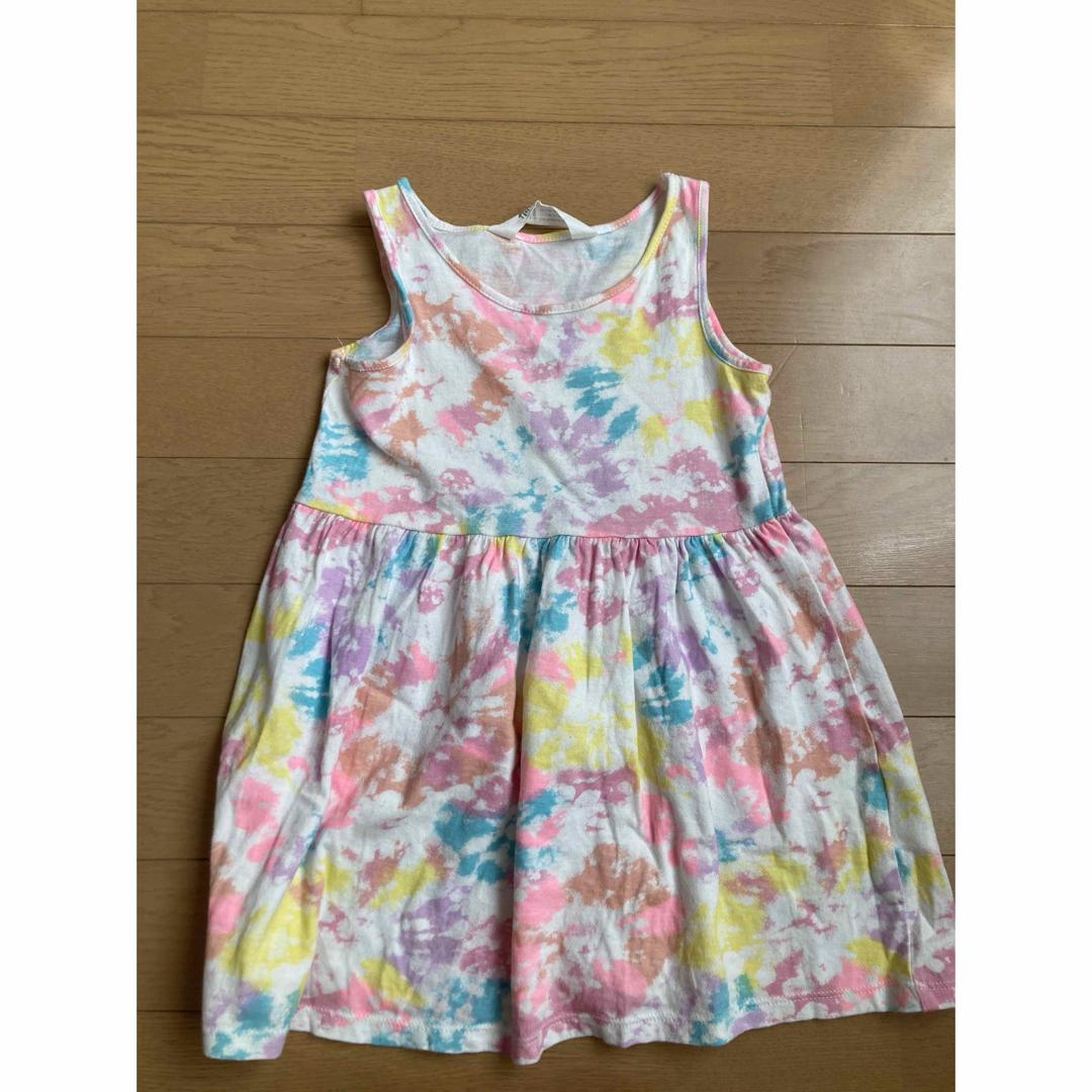 H&M(エイチアンドエム)のH&M ワンピース  100 キッズ/ベビー/マタニティのキッズ服女の子用(90cm~)(ワンピース)の商品写真