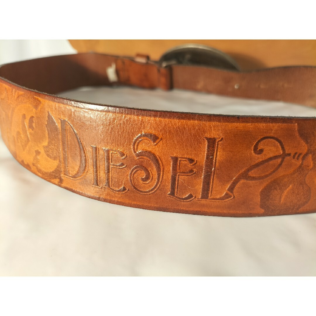 DIESEL(ディーゼル)の【ヴィンテージ】DIESEL　正規品　高級レザーベルト　本革/真鍮　重厚で堅牢 メンズのファッション小物(ベルト)の商品写真