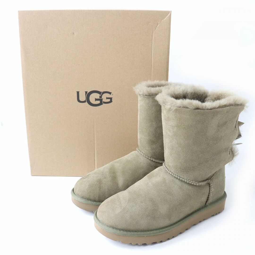 UGG AUSTRALIA(アグオーストラリア)の美品△UGG australia アグ 1016225 BAILEY BOW 2 ベイリー ボウ 2 レディース バックリボン付 ムートンブーツ ベージュ系 8 箱付き◎ レディースの靴/シューズ(ブーツ)の商品写真