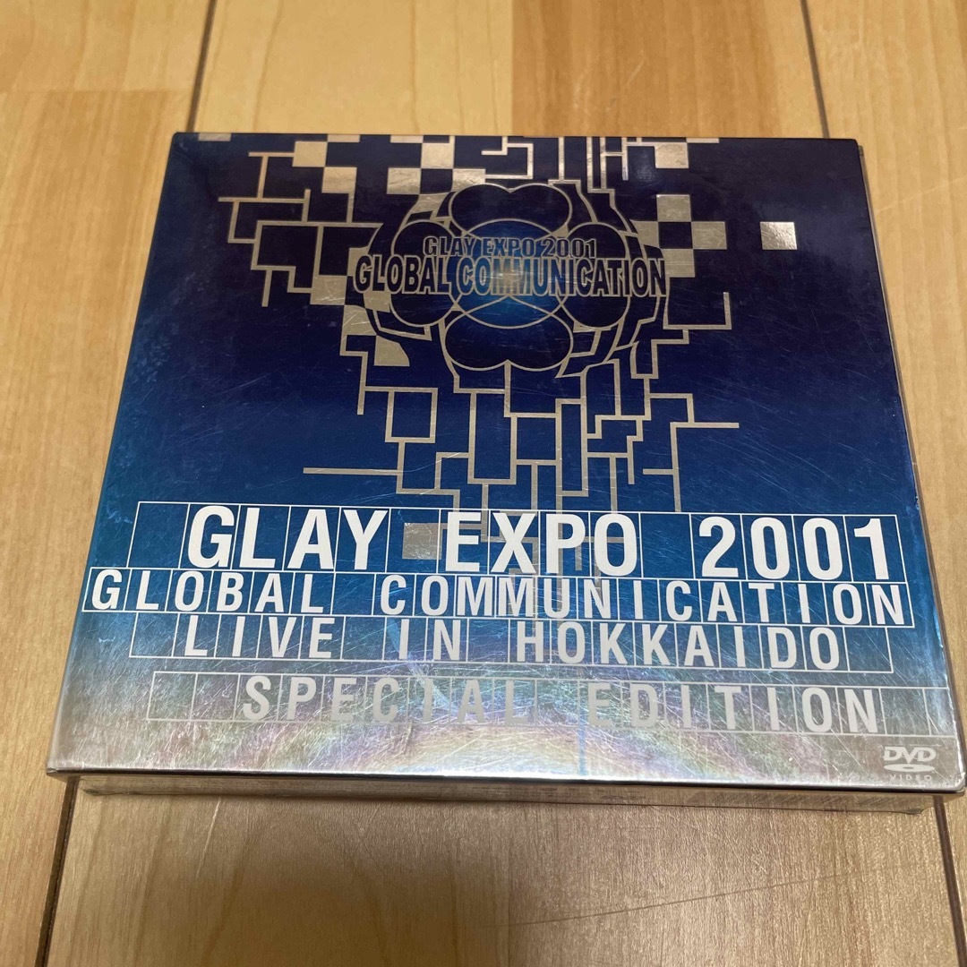 GLAY EXPO 2001 GLOBAL COMMUNICATION　LIVE エンタメ/ホビーのDVD/ブルーレイ(ミュージック)の商品写真