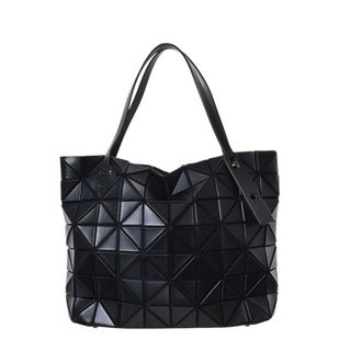 イッセイミヤケ(ISSEY MIYAKE)のISSEY MIYAKE BAO BAO  ハンドバッグ(ハンドバッグ)