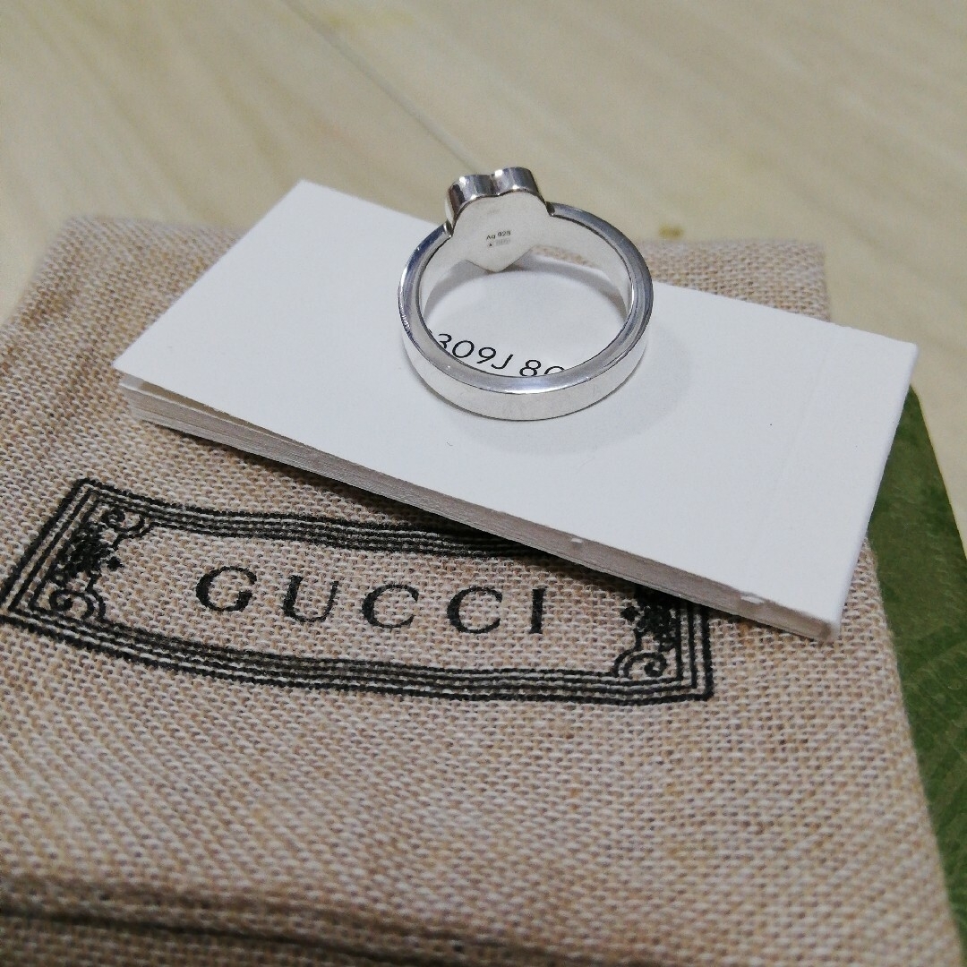 Gucci(グッチ)のGUCCI　グッチ ロゴ入りハートモチーフ リング レディースのアクセサリー(リング(指輪))の商品写真