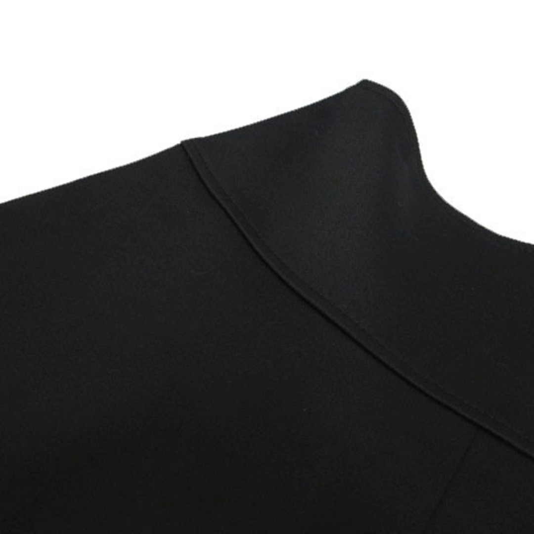 FRANCO FERRARO(フランコフェラーロ)のフランコフェラーロ スカート フレア ミディ丈 日本製 半光沢 ブラック 黒 2 レディースのスカート(ひざ丈スカート)の商品写真