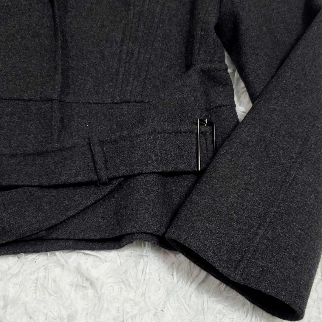 Gucci(グッチ)の極美品 L グッチ カシミヤ 羊毛 ベルテッド スーツ セットアップ 濃灰 40 レディースのフォーマル/ドレス(スーツ)の商品写真