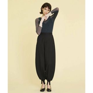 ランバンオンブルー(LANVIN en Bleu)の極美品☆LANVIN en Bleu ポリエステルウールカルゼ裾リブパンツ　36(カジュアルパンツ)