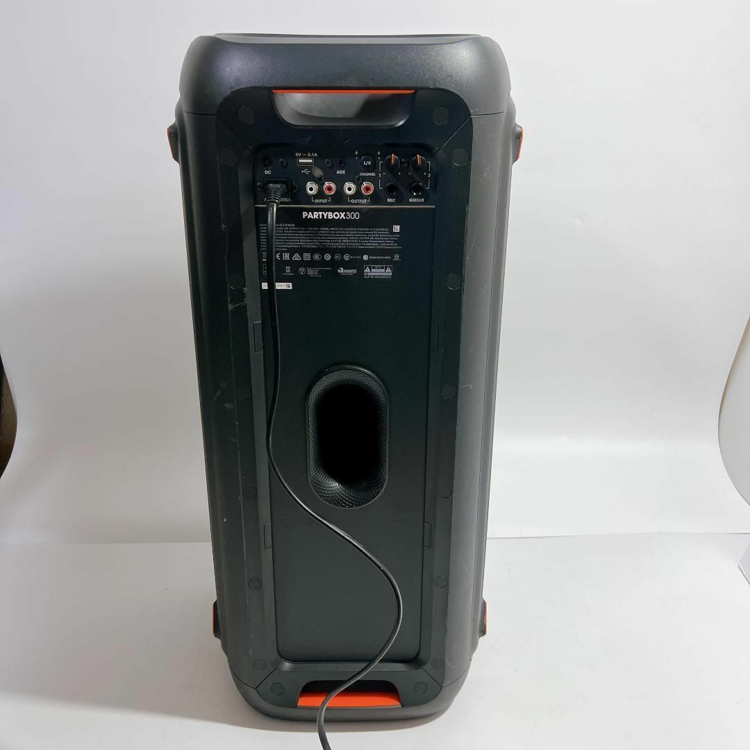 JBL PARTYBOX 300 ワイヤレス Bluetooth スピーカー スマホ/家電/カメラのオーディオ機器(スピーカー)の商品写真