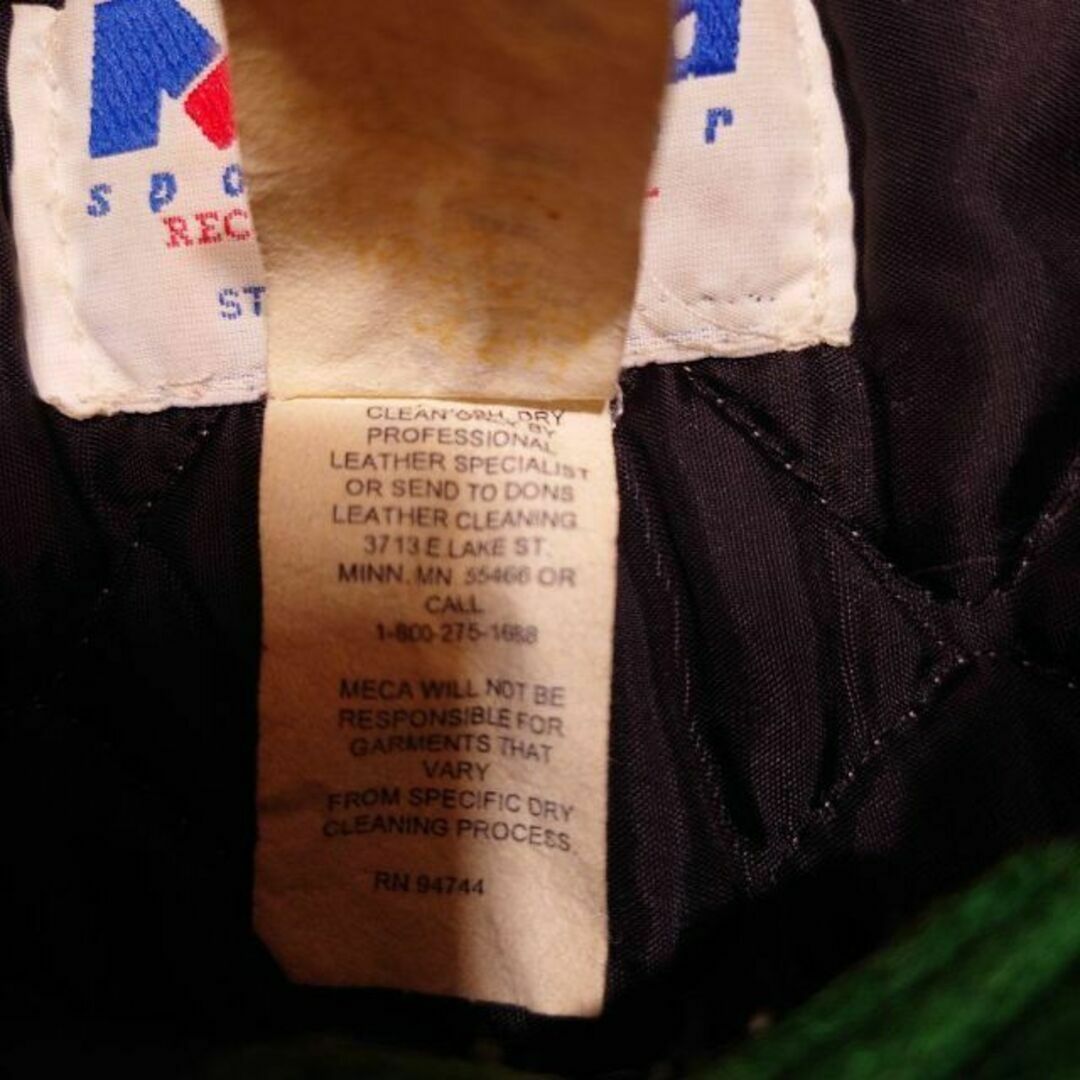 古着　袖レザー　スタジャン　ワッペン　刺繍　グリーン　スタジアムジャケットUSA メンズのジャケット/アウター(スタジャン)の商品写真