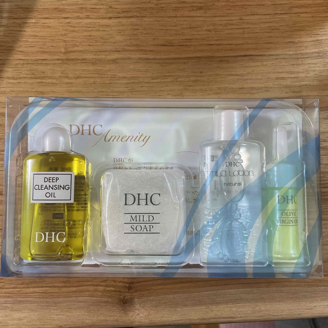 DHC(ディーエイチシー)のDHC アメニティーセット インテリア/住まい/日用品の日用品/生活雑貨/旅行(旅行用品)の商品写真