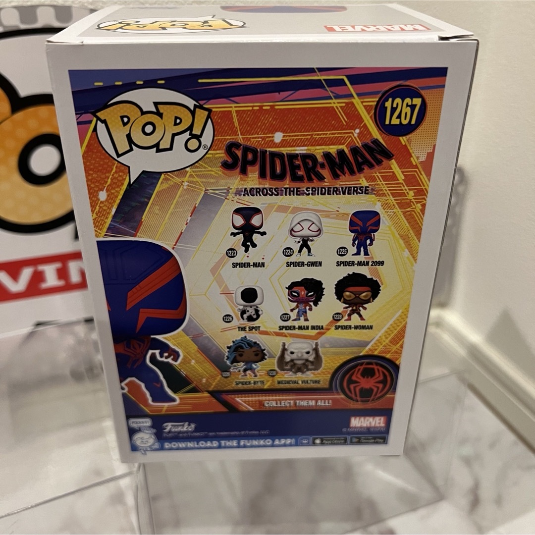 MARVEL(マーベル)の限定FUNKO POP!  スパイダーバース2 スパイダーマン　2099蓄光限定 エンタメ/ホビーのフィギュア(アメコミ)の商品写真