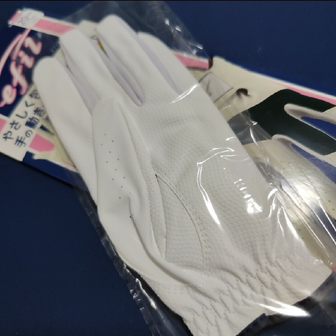 MIZUNO(ミズノ)の【新品】ミズノ／レディース用グローブ★エフィル（左手用）20cm★ネイビーc スポーツ/アウトドアのゴルフ(その他)の商品写真