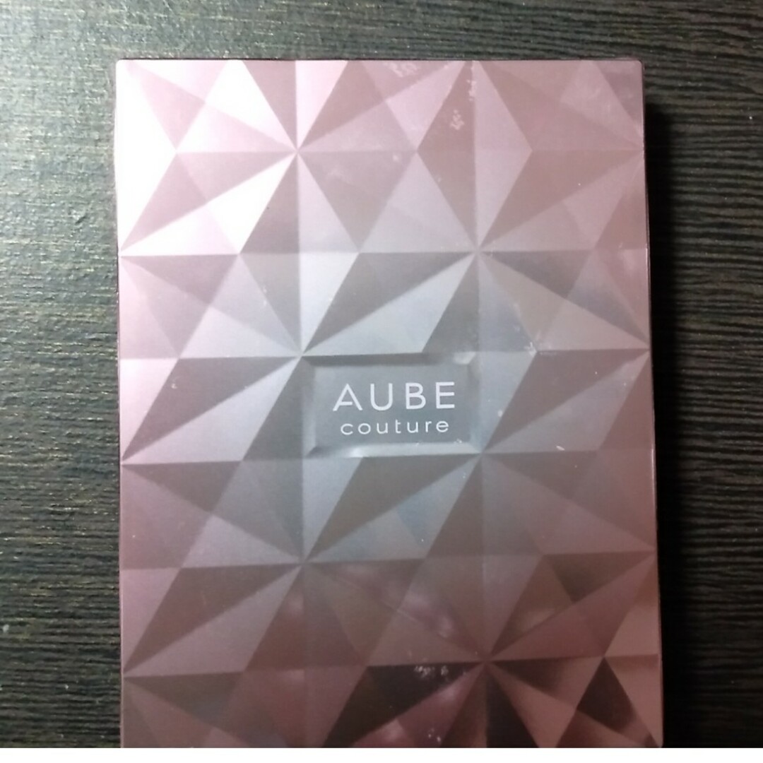 AUBE couture(オーブクチュール)の【売約済】aube ブラシひと塗りシャドウ　562 ピンク系 コスメ/美容のベースメイク/化粧品(アイシャドウ)の商品写真