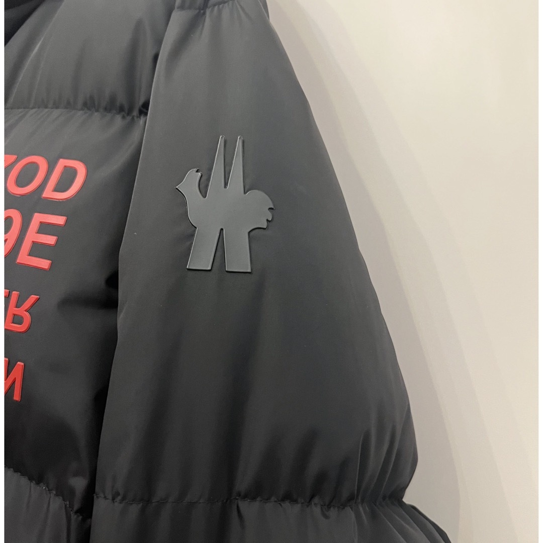 MONCLER(モンクレール)のモンクレール　グルノーブル　ダウン メンズのジャケット/アウター(ダウンジャケット)の商品写真