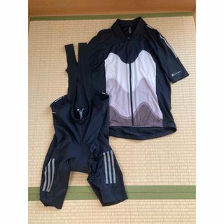 【最新】adidasサイクルジャージ上下セット