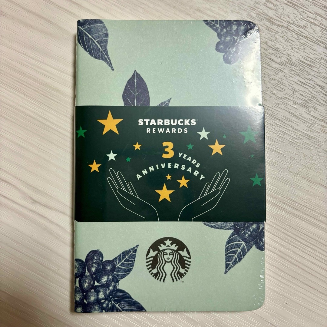 Starbucks Coffee(スターバックスコーヒー)の【新品未開封】スターバックスリワード3周年記念モレスキンノート（2冊組） インテリア/住まい/日用品の文房具(ノート/メモ帳/ふせん)の商品写真