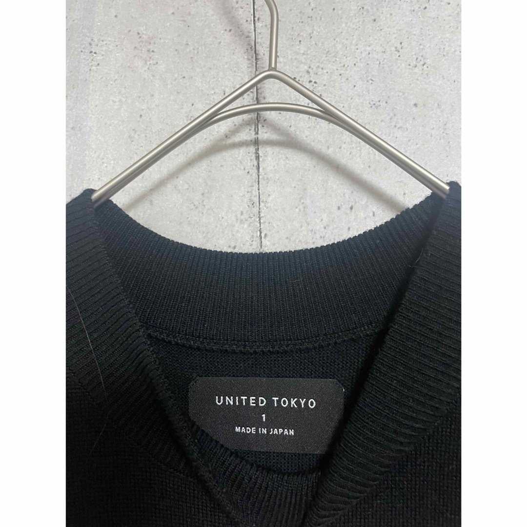 UNITED TOKYO(ユナイテッドトウキョウ)のはぴ様専用　UNITED TOKYO プリーツニットワンピース 黒 レディースのワンピース(ロングワンピース/マキシワンピース)の商品写真