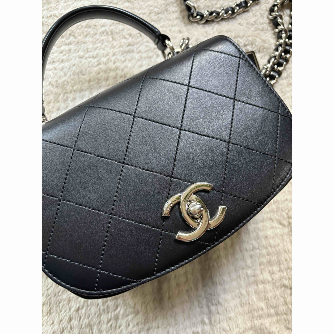 CHANEL(シャネル)のCHANEL  トップハンドル　リング　チェーンバッグ レディースのバッグ(ハンドバッグ)の商品写真