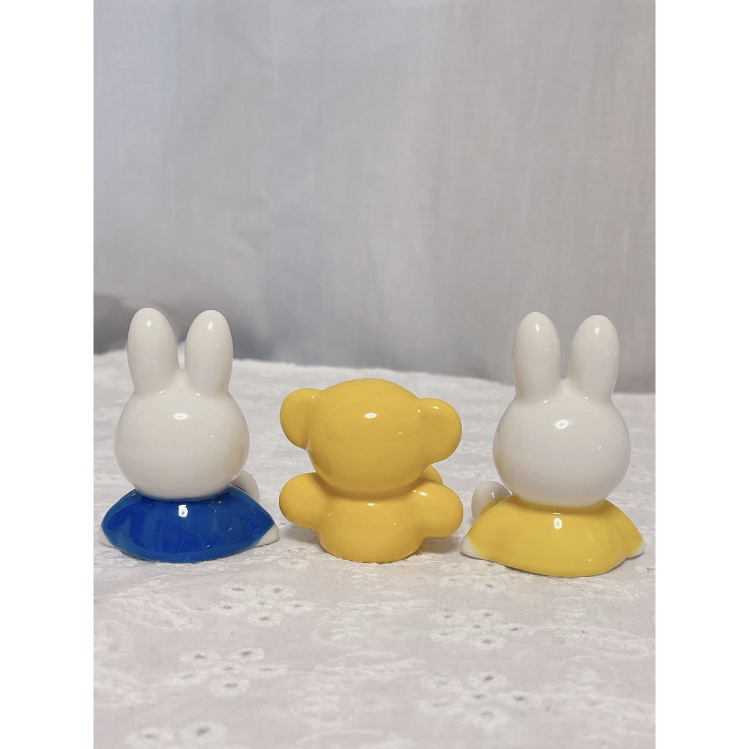 miffy(ミッフィー)の美品‼️陶器　箸置き　ミッフィー　miffy 3個セット　青、黄色　くまちゃん🟡 インテリア/住まい/日用品のキッチン/食器(テーブル用品)の商品写真