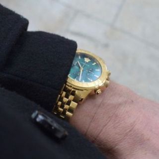 ヴェルサーチ(VERSACE)のVERSACE シグネチャーメンズウォッチ44mm(腕時計(アナログ))