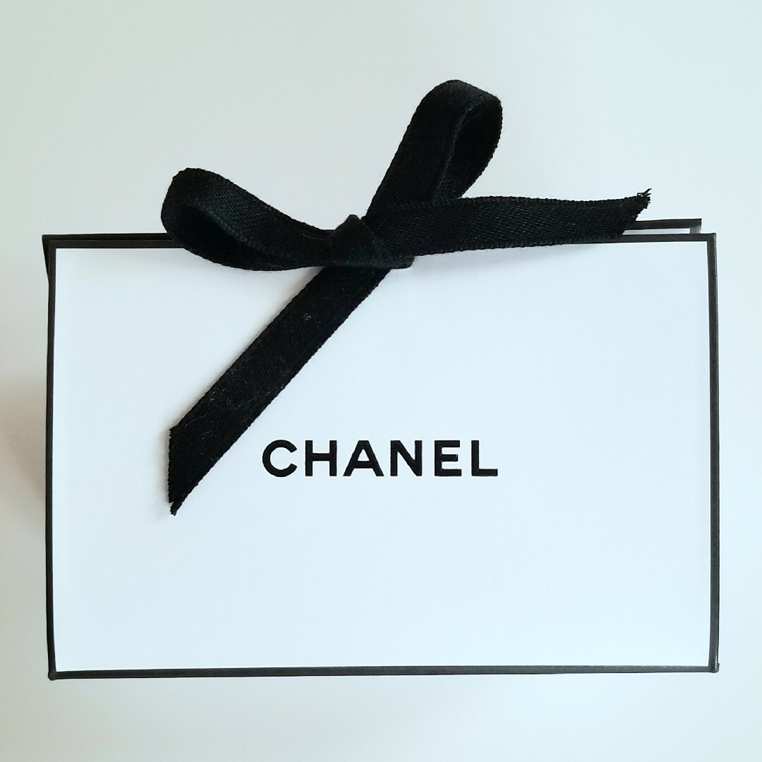 CHANEL(シャネル)のシャネル ルージュ ココ ボーム928 ピンク ディライト CHANEL コスメ/美容のスキンケア/基礎化粧品(リップケア/リップクリーム)の商品写真