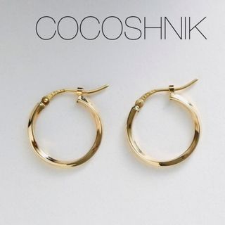 ココシュニック(COCOSHNIK)の■完売品■【COCOSHNIK】K10 中空ひねり フープピアス小(ピアス)