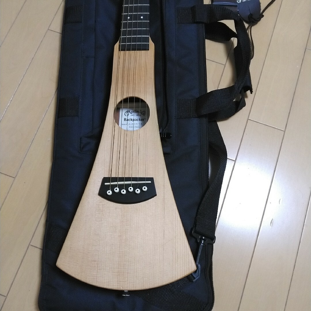 Martin(マーティン)の美品 MARTIN マーティン Backpacker 楽器のギター(アコースティックギター)の商品写真