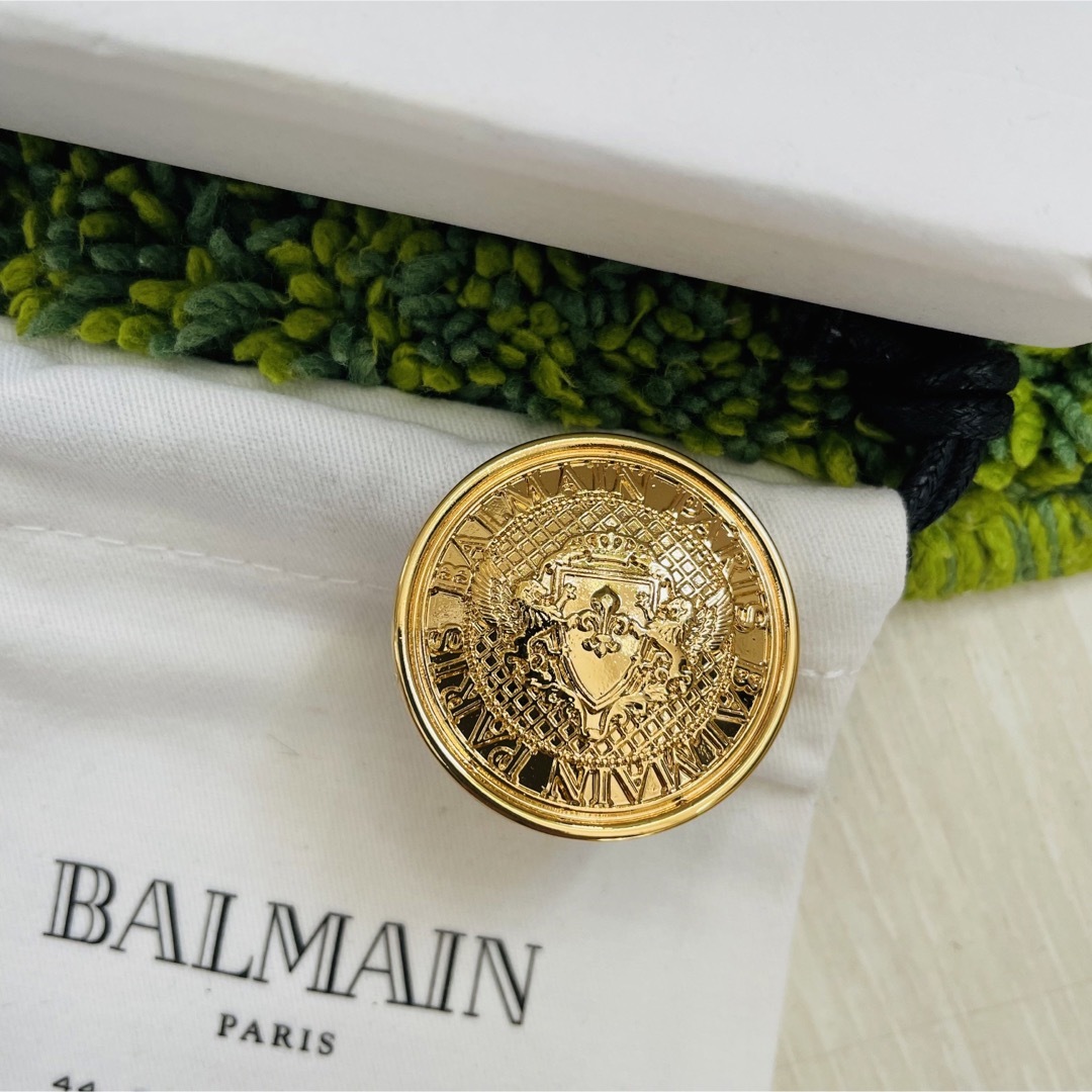 BALMAIN(バルマン)の新品 BALMAIN バルマン ブローチ 定価16500円 レディースのアクセサリー(ブローチ/コサージュ)の商品写真