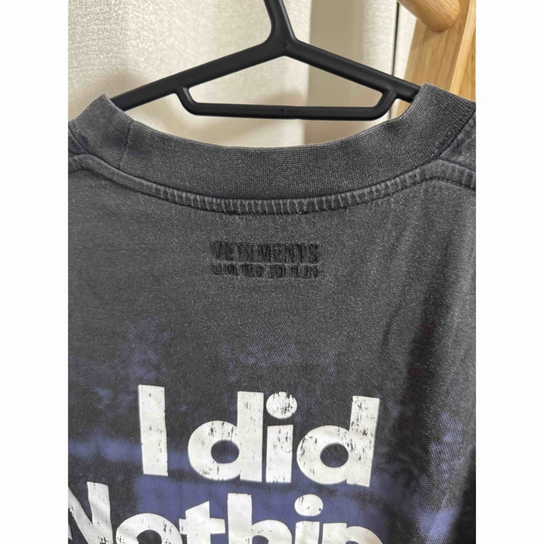 VETEMENTS(ヴェトモン)のVETEMENTS ヴェトモン　XS  メンズのトップス(Tシャツ/カットソー(半袖/袖なし))の商品写真