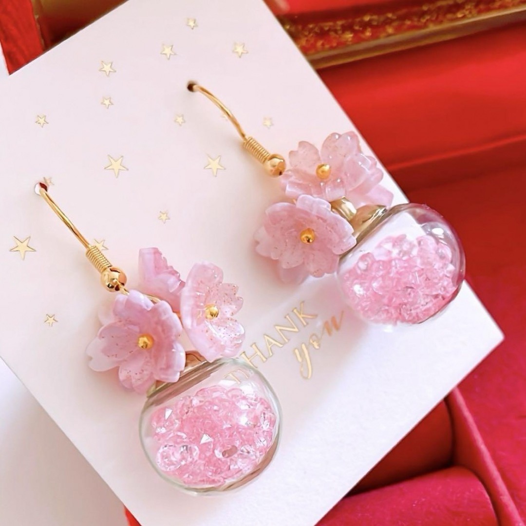 大人可愛い 春 桜 ガラスドーム ピンク ハンドメイド ピアス イヤリング ハンドメイドのアクセサリー(ピアス)の商品写真