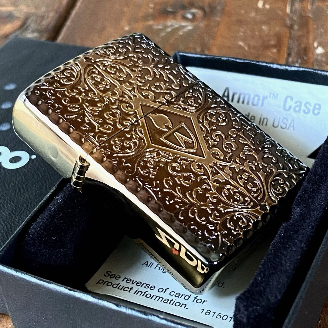 ZIPPO(ジッポー)のZippo アーマー 両面 アラベスク ゴールドイブシ 唐草 ジッポー ライター メンズのファッション小物(タバコグッズ)の商品写真