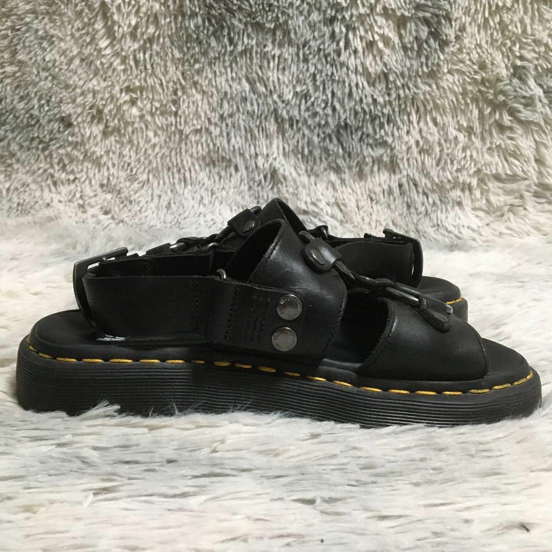 美品 ドクターマーチン Dr.Martens Xabier ザビエル サンダル