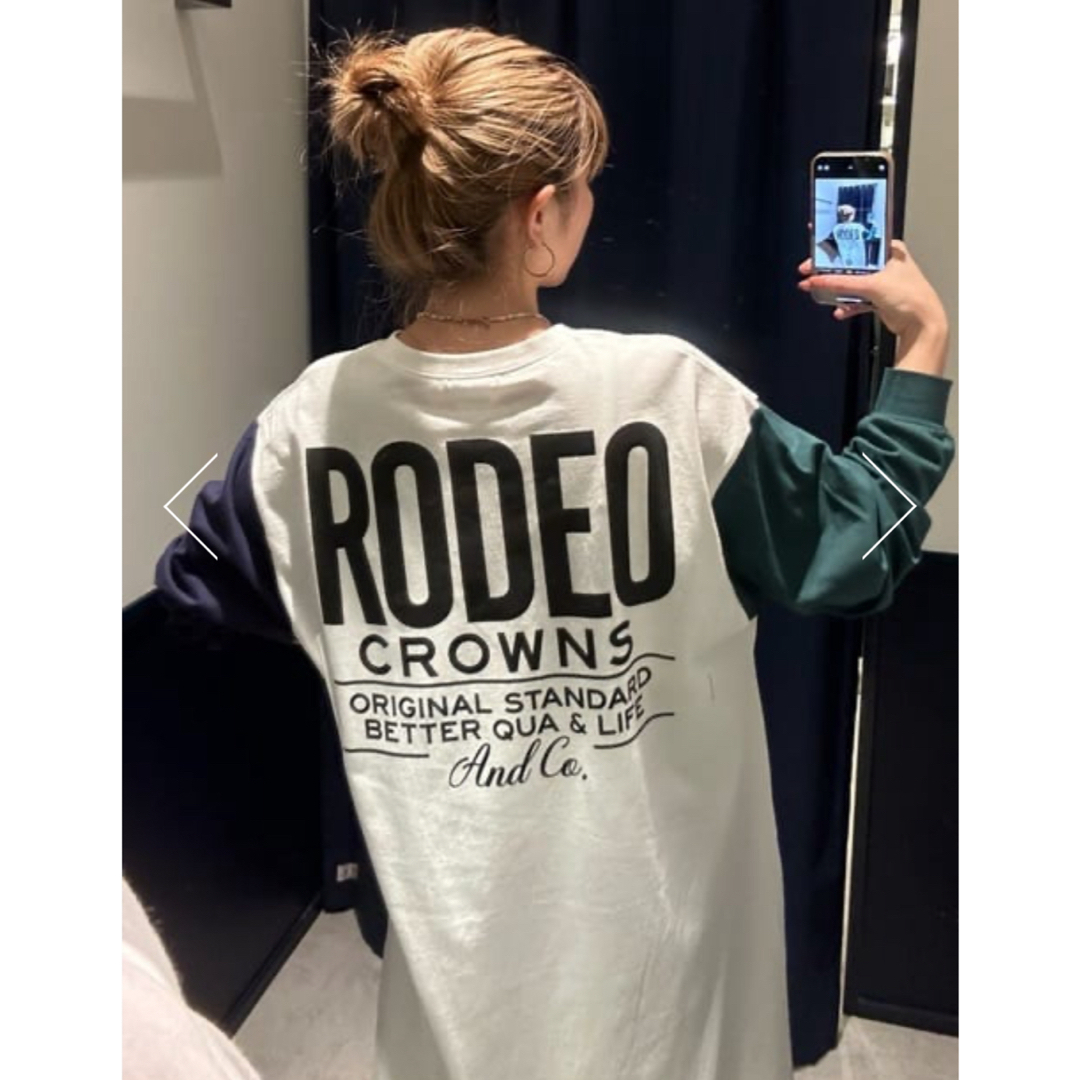 RODEO CROWNS WIDE BOWL(ロデオクラウンズワイドボウル)のロデオ★ TAPE LOGO L/S Tシャツワンピース レディースのワンピース(ミニワンピース)の商品写真