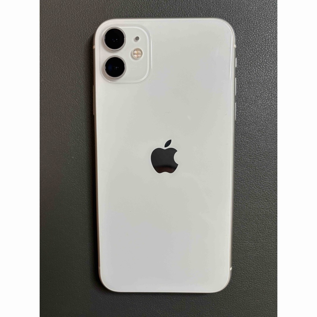 Apple(アップル)のiPhone11 スマホ/家電/カメラのスマートフォン/携帯電話(スマートフォン本体)の商品写真