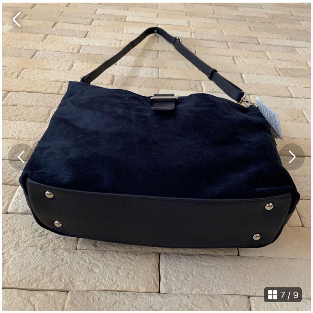 ReFLEcT(リフレクト)のReflectショルダーバッグ　紺 レディースのバッグ(ショルダーバッグ)の商品写真