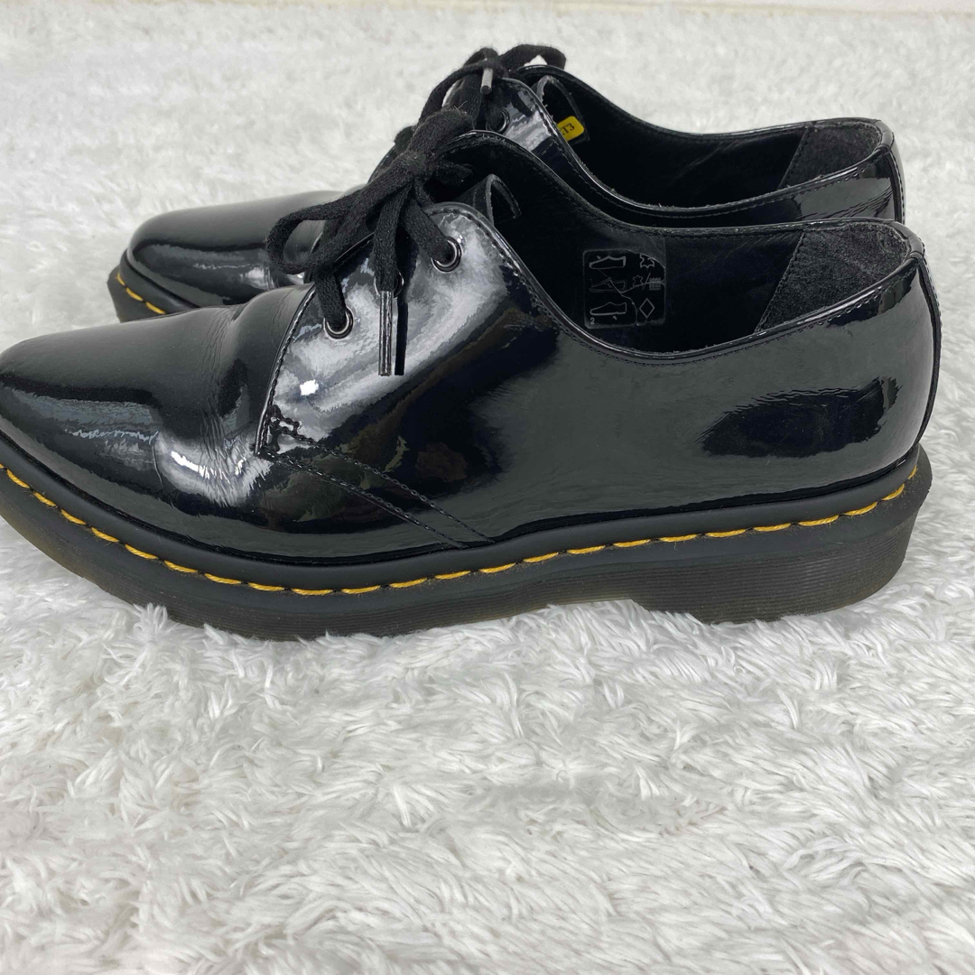 Dr.Martens(ドクターマーチン)の【美品】ドクターマーチン　DUPREE 26cm ブラック　エナメル　厚底 レディースの靴/シューズ(ローファー/革靴)の商品写真