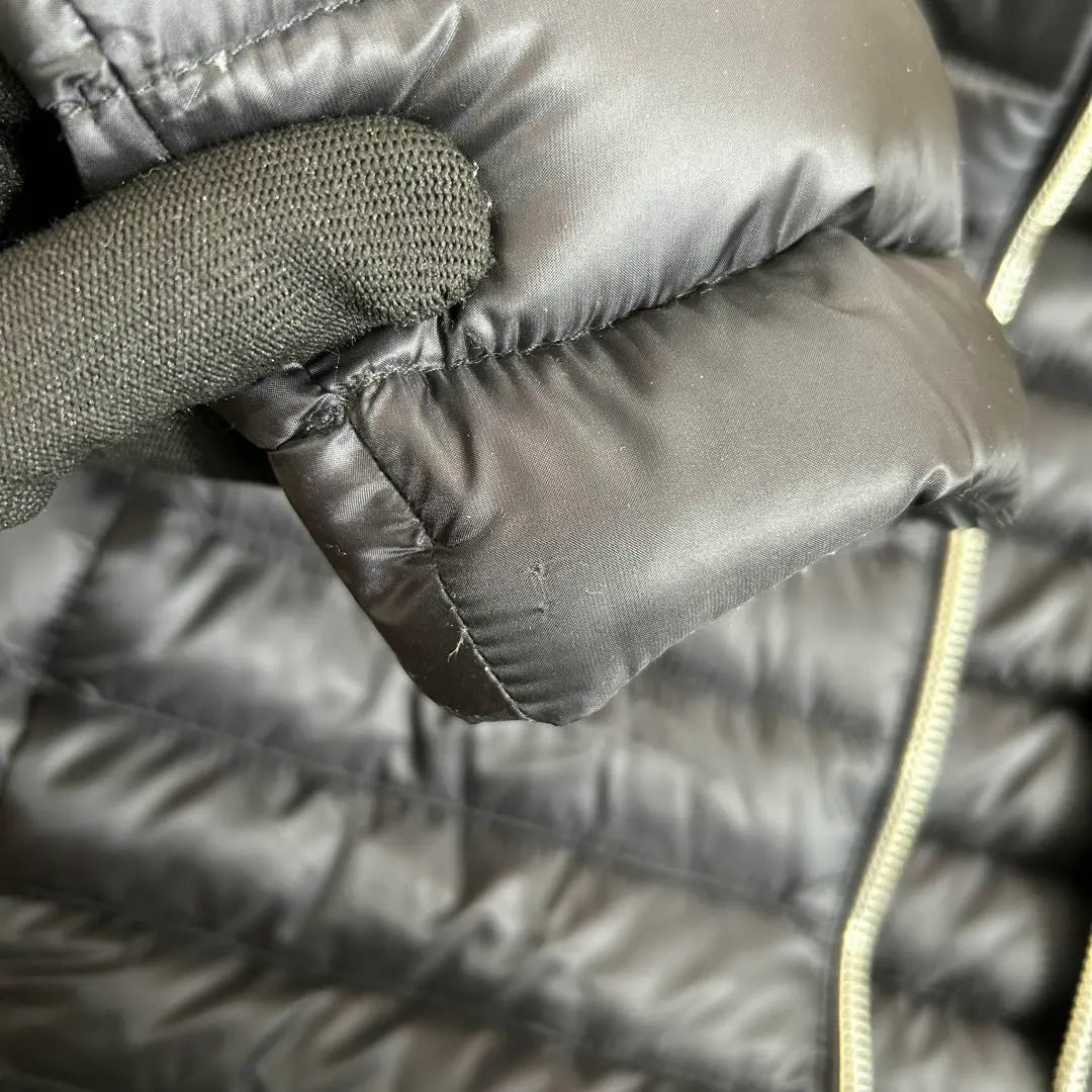 MONCLER(モンクレール)のMONCLER モンクレール ダウンコート ブラック AUBRY 1 レディースのジャケット/アウター(ダウンコート)の商品写真