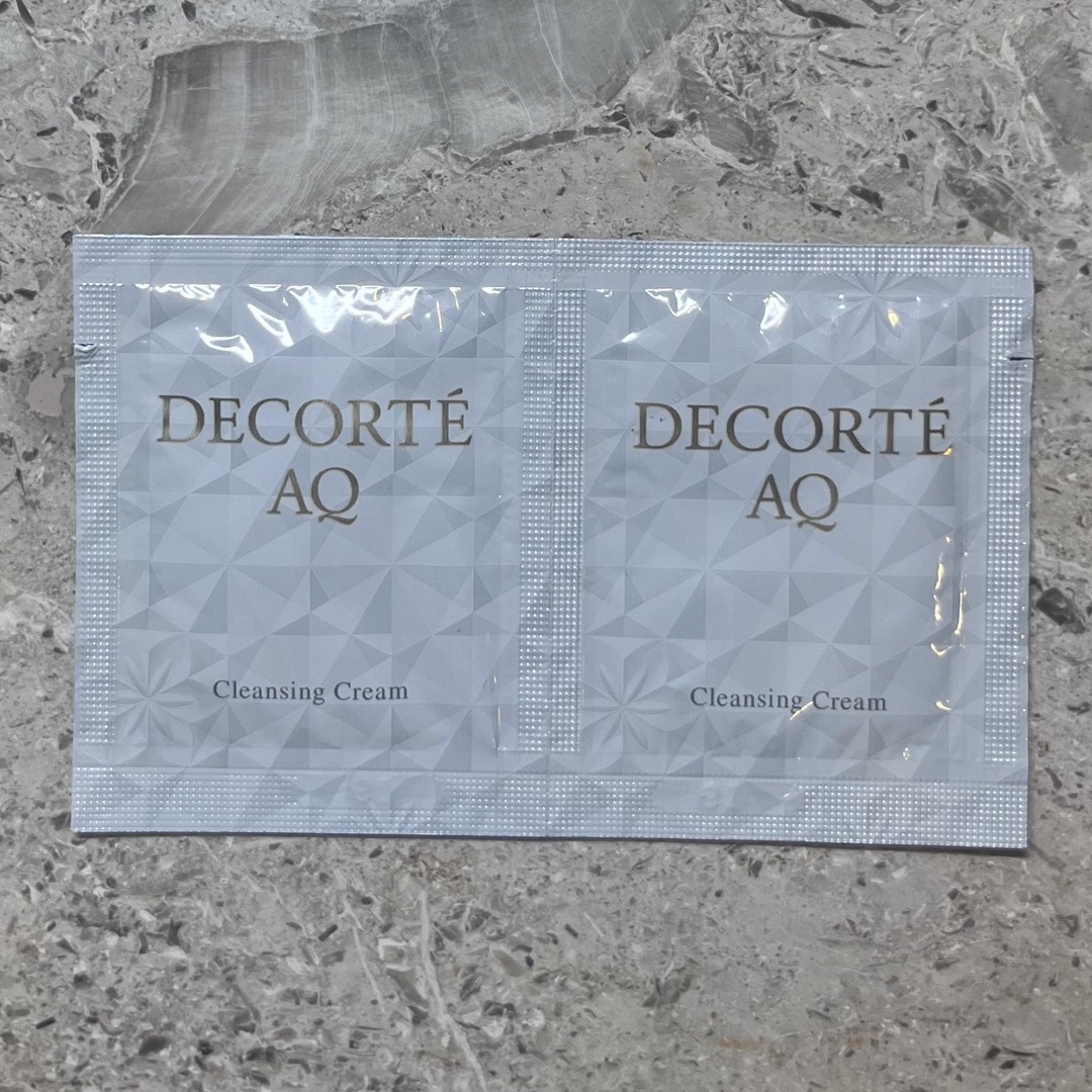 COSME DECORTE(コスメデコルテ)のCOSME DECORTE AQ クレンジングクリーム コスメ/美容のスキンケア/基礎化粧品(クレンジング/メイク落とし)の商品写真